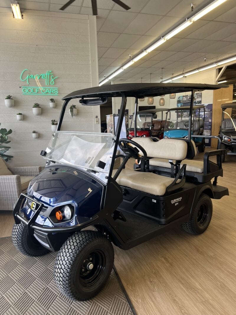 2024 Cushman Shuttle 2+2 EFI Gas/Patriot Blue  (can be ordered)